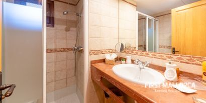 Real Estates picture 19 Ref. 76612