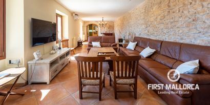 Real Estates picture 6 Ref. 76612