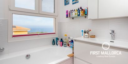 Inmobiliaria picture 27 Ref. Nº. 76556