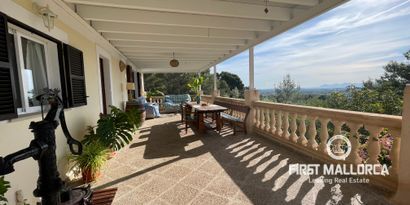 Real Estates picture 4 Ref. R22803