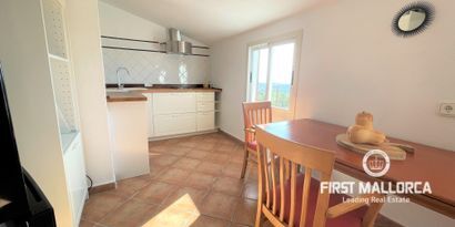 Real Estates picture 11 Ref. R22803