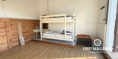 Real Estates picture 17 Ref. R22803