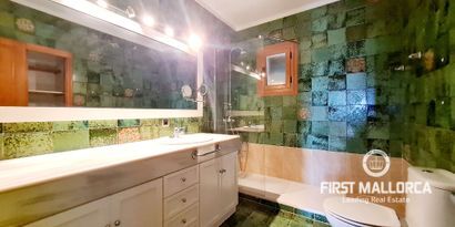 Real Estates picture 11 Ref. R22889