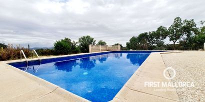 Real Estates picture 14 Ref. R22889
