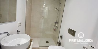 Real Estates picture 6 Ref. R20405