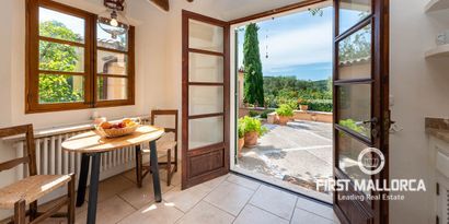 Inmobiliaria picture 3 Ref. Nº. 77049