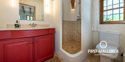 Inmobiliaria picture 23 Ref. Nº. 77049