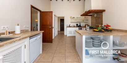 Inmobiliaria picture 11 Ref. Nº. 77049
