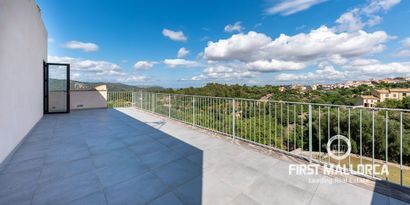 Real Estates picture 2 Ref. 77081