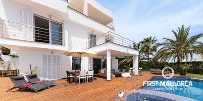 Real Estates picture 2 Ref. 77003