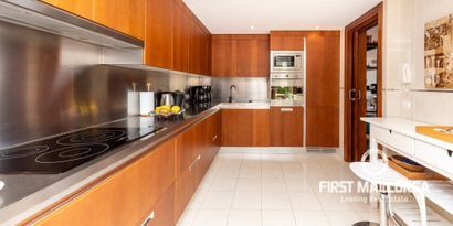 Real Estates picture 11 Ref. 77003