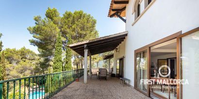 Inmobiliaria picture 8 Ref. Nº. 77063