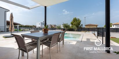 Real Estates picture 9 Ref. 77341