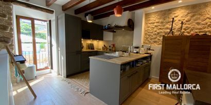 Real Estates picture 10 Ref. 77491