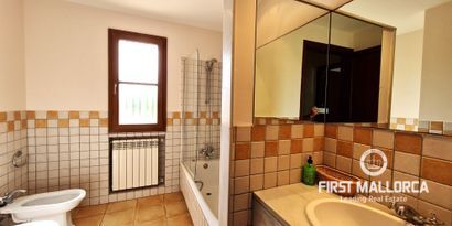 Inmobiliaria picture 12 Ref. Nº. R17140