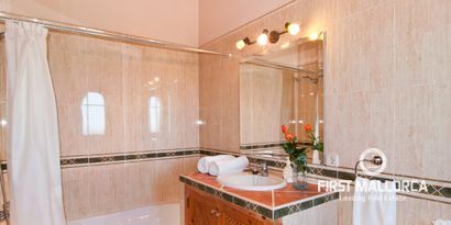 Real Estates picture 19 Ref. R23755