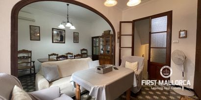 Real Estates picture 3 Ref. 77698