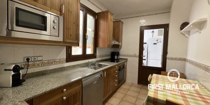 Real Estates picture 5 Ref. 77731