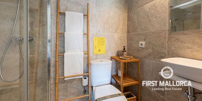 Real Estates picture 8 Ref. 77690