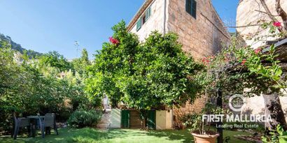 Real Estates picture 2 Ref. 77690