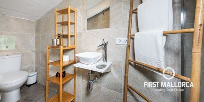 Real Estates picture 21 Ref. 77690