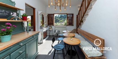 Real Estates picture 5 Ref. 77690