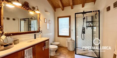 Inmobiliaria picture 11 Ref. Nº. R23647