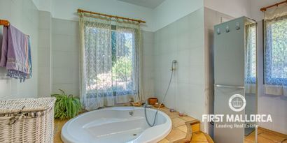 Real Estates picture 16 Ref. 77814