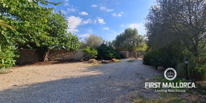 Real Estates picture 6 Ref. R23788