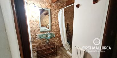 Real Estates picture 19 Ref. R23788