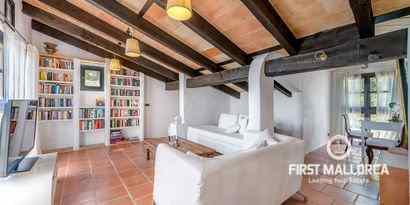 Real Estates picture 20 Ref. 64016