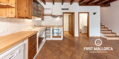 Real Estates picture 4 Ref. 78078