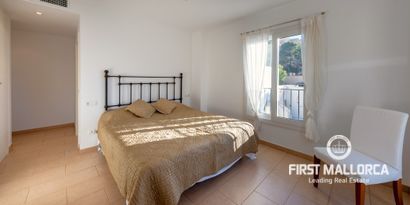 Real Estates picture 18 Ref. R1332