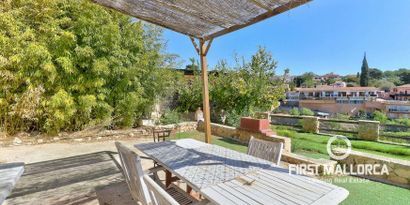 Real Estates picture 2 Ref. 78195