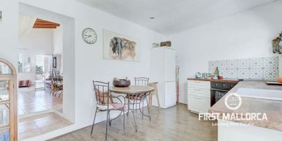 Real Estates picture 8 Ref. 78195