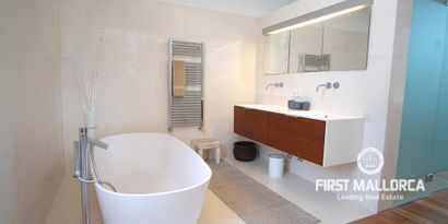 Inmobiliaria picture 11 Ref. Nº. 73202