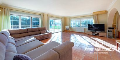 Inmobiliaria picture 3 Ref. Nº. 78405