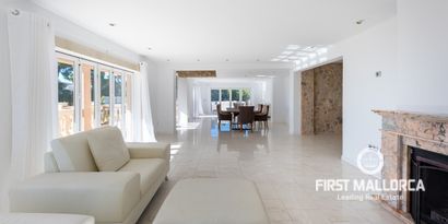 Inmobiliaria picture 5 Ref. Nº. R24481