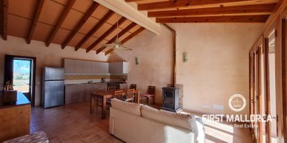 Real Estates picture 5 Ref. R24473