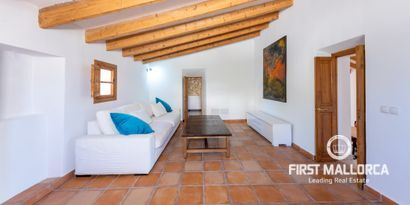 Real Estates picture 15 Ref. R21493