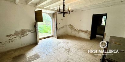 Real Estates picture 5 Ref. 72173