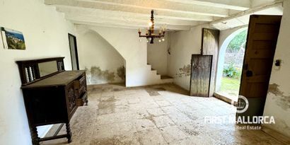 Real Estates picture 3 Ref. 72173