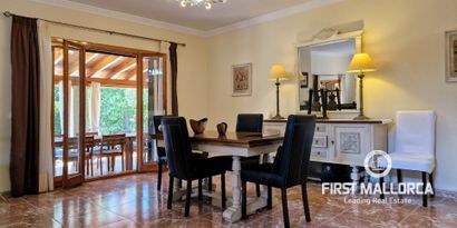 Real Estates picture 6 Ref. 65991