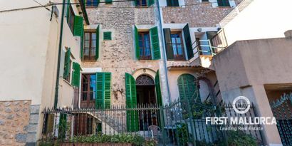 Real Estates picture 0 Ref. Nr. 78591