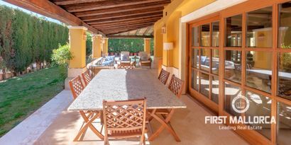 Real Estates picture 6 Ref. 78370