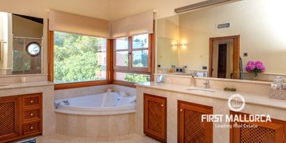 Real Estates picture 11 Ref. 78370