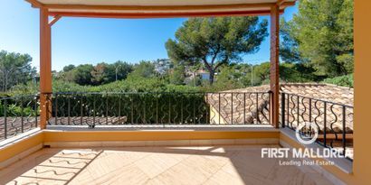 Real Estates picture 12 Ref. 78370