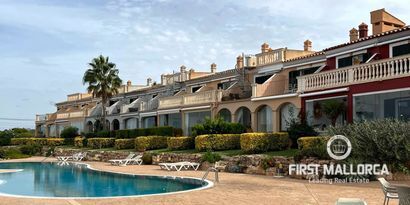 Real Estates picture 2 Ref. R24352