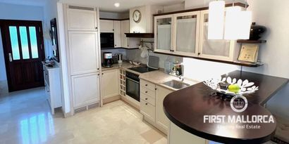 Real Estates picture 5 Ref. R24352