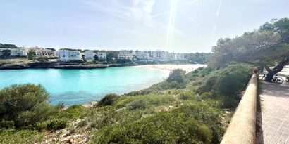 Real Estates picture 3 Ref. R24922